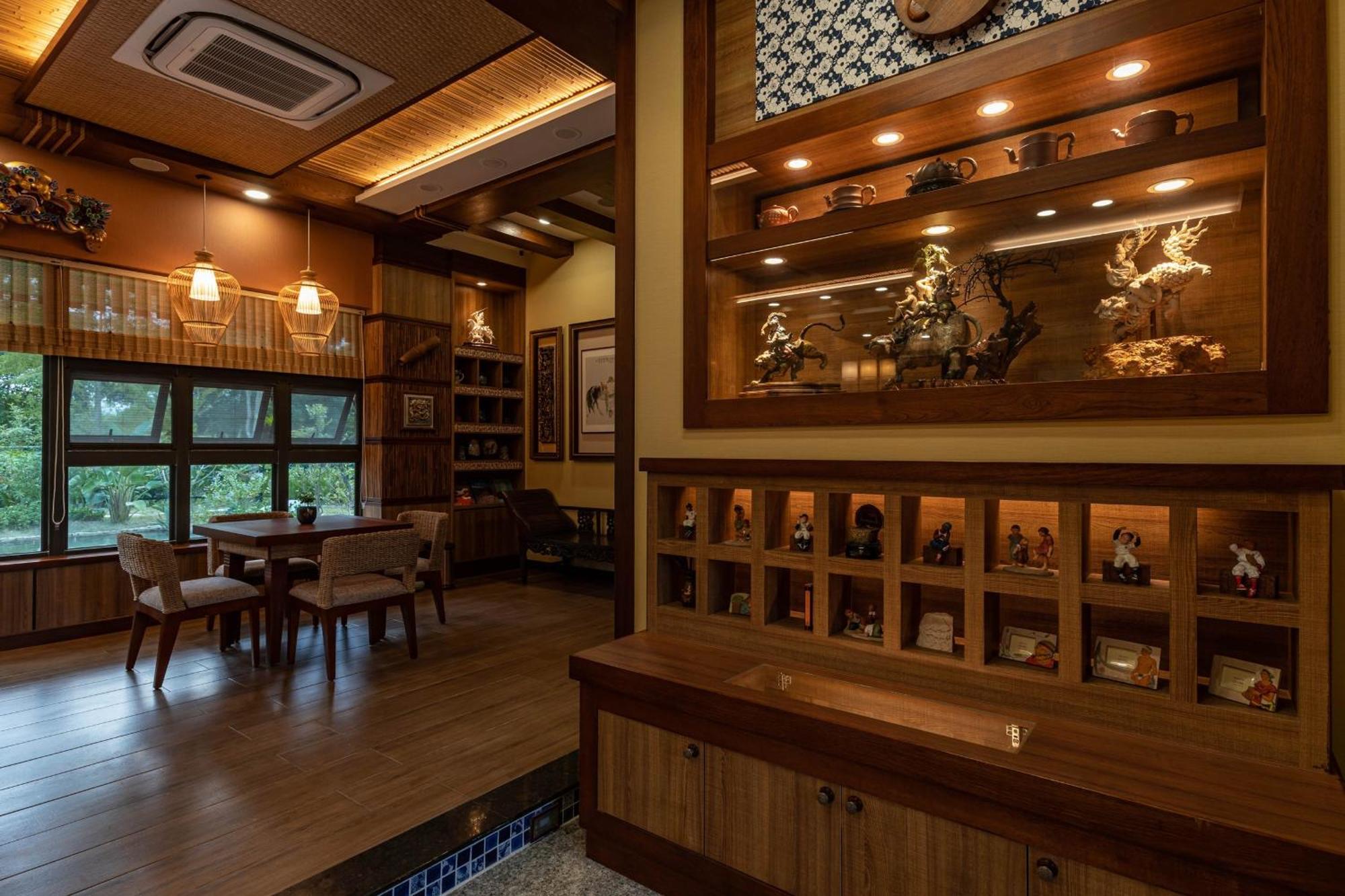 Ferienwohnung 山花映水紅莊園民宿 Yuemei Exterior foto